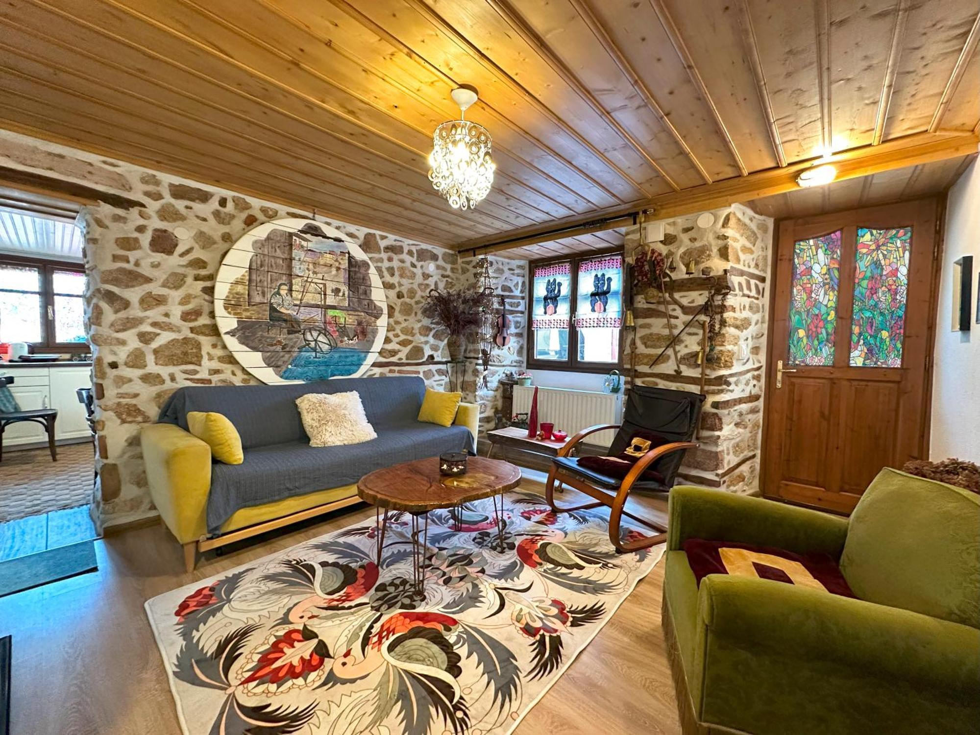 Renovated Old Manor House With Yard Villa Arnaía Dış mekan fotoğraf